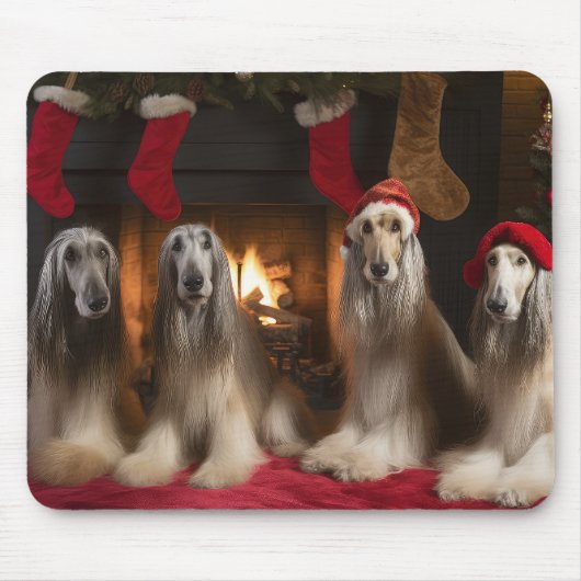 Afghan Hound bij de open haard Kerstmis Muismat (Voorkant)