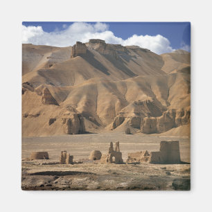 Afghanistan, Bamian-vallei. Oude aarden Magneet