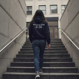 Afleiding Is Geen Actie Hoodie