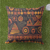African Essence: Verbluffend kussen voor etnische (Gras)