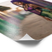 African Neon Cyber Punk Babe in Back Alley Foto Afdruk (Hoek)