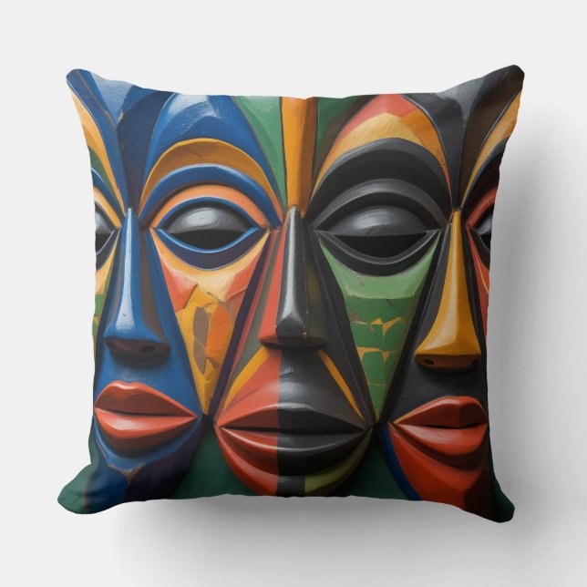 African Tribal Mask Trio Dynamic Symmetry Kussen (Voorkant)