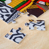 Afrika, Angola, Benguela. Felgekleurde Broeken Legpuzzel (Zijkant)