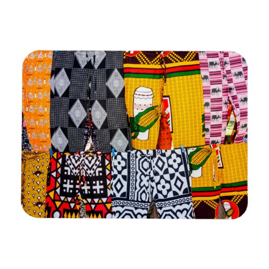 Afrika, Angola, Benguela. Helder gekleurde mieren Magneet (Horizontaal)