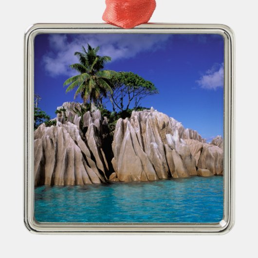Afrika, de Seychellen, La Digue Island. Graniet Metalen Ornament (Voorkant)