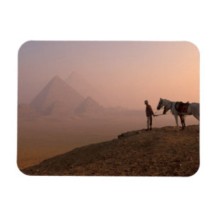 Afrika, Egypte, Caïro, Giza, Giza piramides bij Magneet