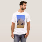 Afrika, Egypte, Caïro, Giza. Grote piramides T-shirt (Voorkant volledig)
