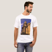 Afrika, Egypte, Caïro, Heliopolis. Baron's T-shirt (Voorkant volledig)