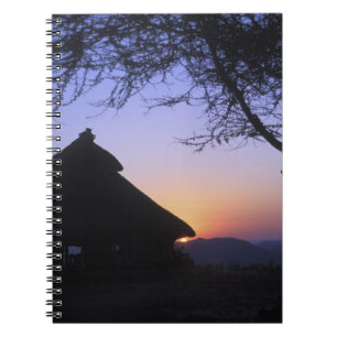 Afrika, Ethiopië, Omo rivier regio, Zonsondergang Notitieboek