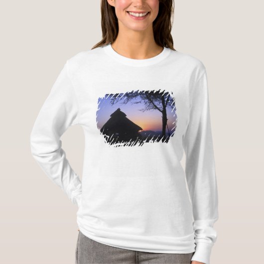 Afrika, Ethiopië, Omo rivier regio, Zonsondergang T-shirt (Voorkant)