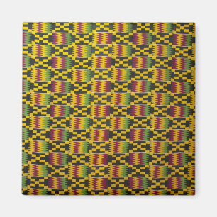 Afrika, Ghana, Accra. Nationaal Museum, beschouwd  Magneet