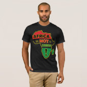 "Afrika is GEEN land!" RBG-T-shirt T-shirt (Voorkant volledig)