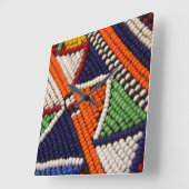 Afrika, Kenia. Maasai Tribal Beads Vierkante Klok (Hoek)