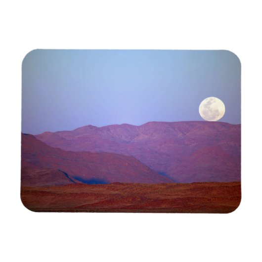 Afrika, Namibië, Sossusvlei. Een volle maan rust Magneet (Horizontaal)
