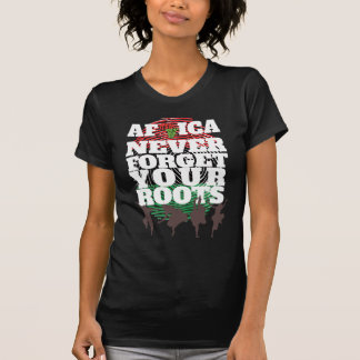 Afrika vergeet nooit uw wortels|Maandag uit de zwa T-shirt