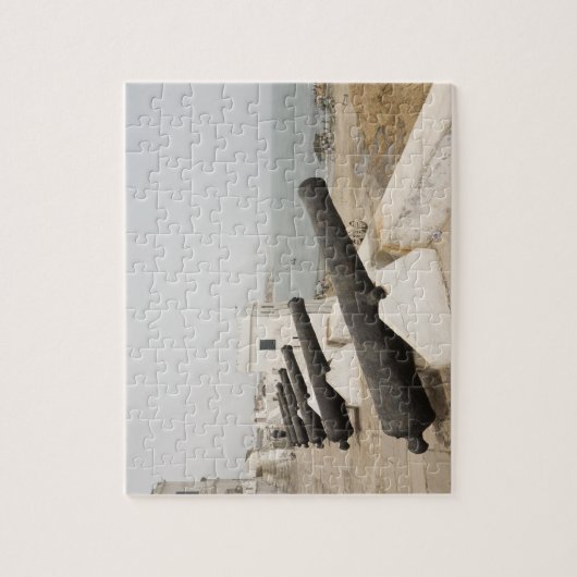 Afrika, West-Afrika, Ghana, Elmina. Canons gaurd Legpuzzel (Verticaal)