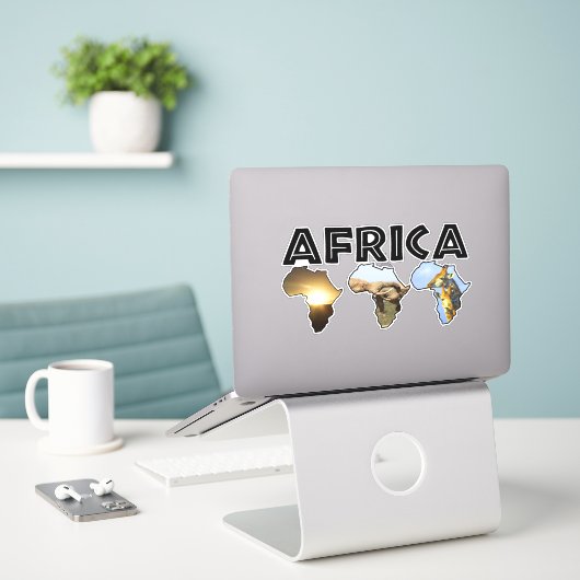 Afrika Wildlife Continent Trio Zwarte Tekst Sticker (Laptop op bureau)