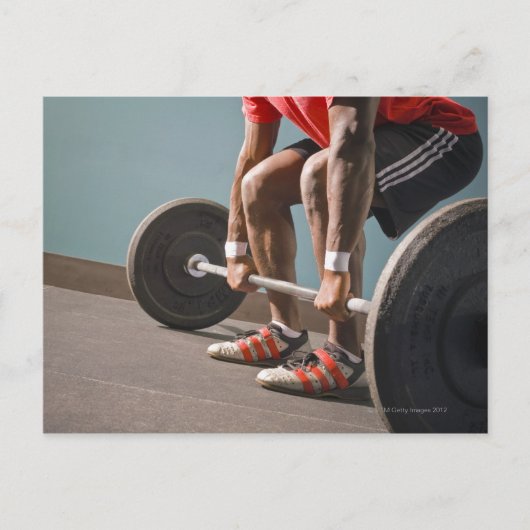 Afrikaans-Amerikaans man werkt de gymzaal uit Briefkaart (Voorkant)