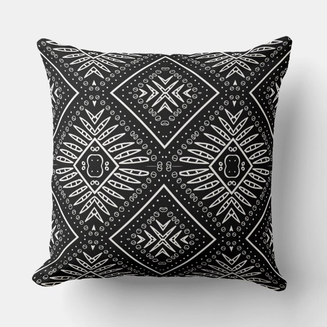 Afrikaans zwart/wit aztec print omkeerbaar kussen (Voorkant)