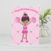 Afrikaanse Amerikaanse Cheerleader Custom Birthday Kaart (Staand voorkant)