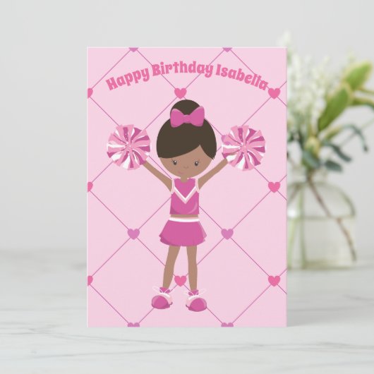 Afrikaanse Amerikaanse Cheerleader Custom Birthday Kaart (Staand voorkant)