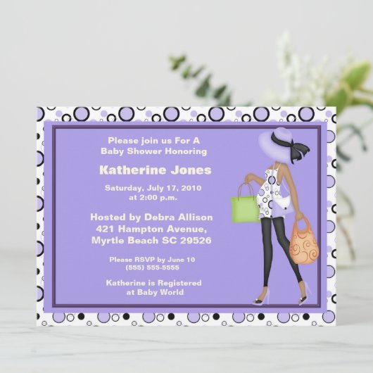 Afrikaanse Amerikaanse mam om Baby shower uit te n Kaart (Staand voorkant)