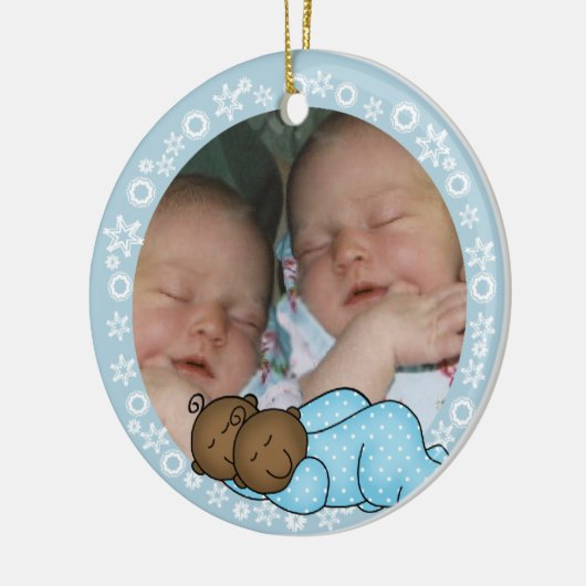 Afrikaanse Amerikaanse tweelingjongens 1e kerstver Keramisch Ornament (Links)