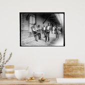 Afrikaanse Amerikanen wachten op de Boat c1902 Poster (Keuken)