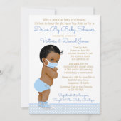 Afrikaanse baby met masker rijden door Baby shower Kaart (Voorkant)