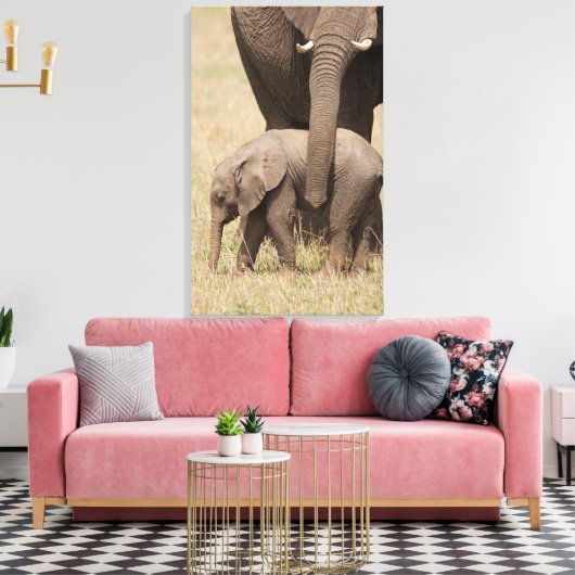 Afrikaanse Baby olifant met moeder Canvas Afdruk (Insitu (Woonkamer))