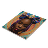 Afrikaanse dame met grote boog en medaillon tegeltje (Zijkant)