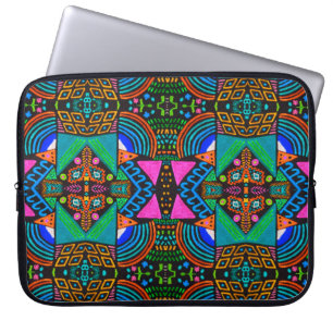 Afrikaanse kunsttekening. Naadloos aztec patroon. Laptop Sleeve