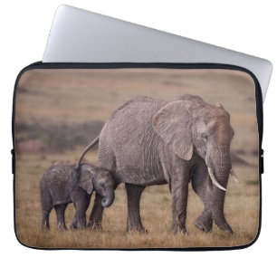 Afrikaanse olifant met baby laptop sleeve