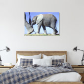 Afrikaanse olifantenkalf canvas afdruk (Insitu (Slaapkamer))