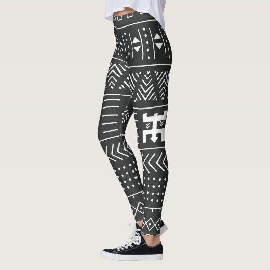 Afrikaanse stamkunst: geometrische zwart-wit leggings (Links)