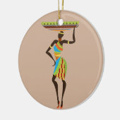 Afrikaanse tribale dame met stammenkunst uit een m keramisch ornament (Links)