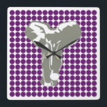 Afrikaanse Violet Safari Dot met Pop Art Elephant Vierkante Klok<br><div class="desc">Mod polka-puntenpatroon in het Safari-kleurenpalet van Emporio Moffa met Pop Art Elephant-design op voorzijde en gewone stippen op achterzijde.</div>