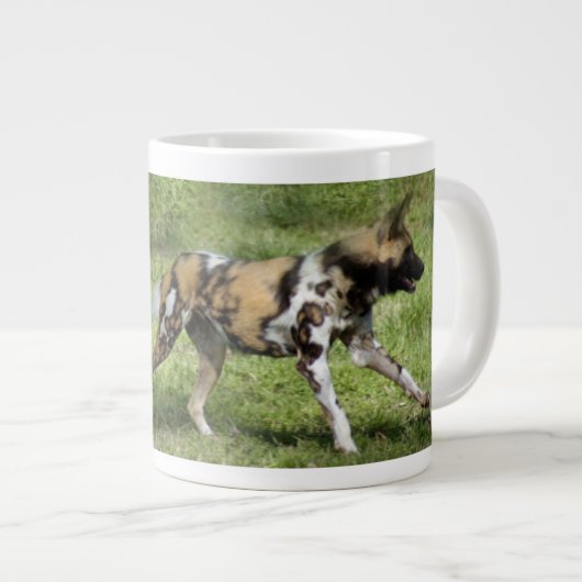 afrikaanse-wilde-hond-004 grote koffiekop (Voorkant rechts)