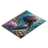 Afrikaanse zeemeermin zwemt onder water notitieboek (Linkerzijde)