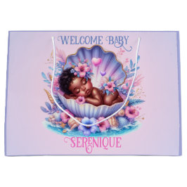 Afro-Amerikaanse Baby Girl in Seashell Pastel Groot Cadeauzakje