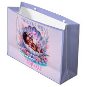 Afro-Amerikaanse Baby Girl in Seashell Pastel Groot Cadeauzakje (Voorkant Gekanteld)