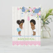 Afro-Amerikaanse Baby onthullen Baby shower Invita Kaart (Staand voorkant)