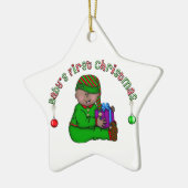 Afro-Amerikaanse Elf Baby 1e Kerstversiering Keramisch Ornament (Links)