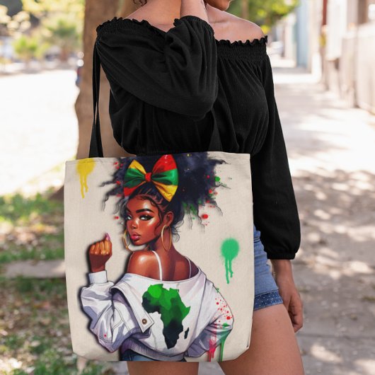 Afro-Amerikaanse tiener viert haar erfgoed Tote Bag