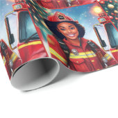 Afro-Amerikaanse Vrouw brandweerman kerst Cadeaupapier (Rol Hoek)