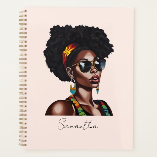 Afro-Amerikaanse vrouw met chique zonnebril Planner (Voorkant)