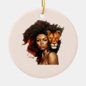 Afro-Amerikaanse vrouw met majestueuze leeuw Keramisch Ornament (Voorkant)