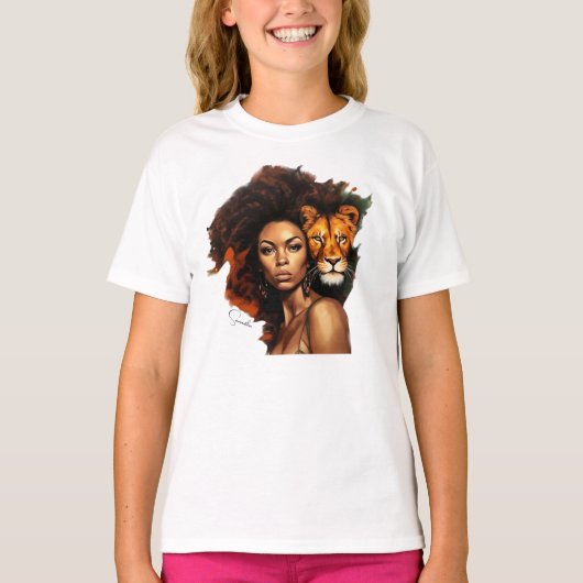 Afro-Amerikaanse vrouw met majestueuze leeuw T-shirt (Voorkant)