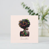 Afro-Amerikaanse vrouw met vlinder gevulde Afro (Staand voorkant)