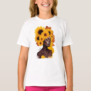 Afro-Amerikaanse vrouw met zonnebloem Afro haar T-shirt